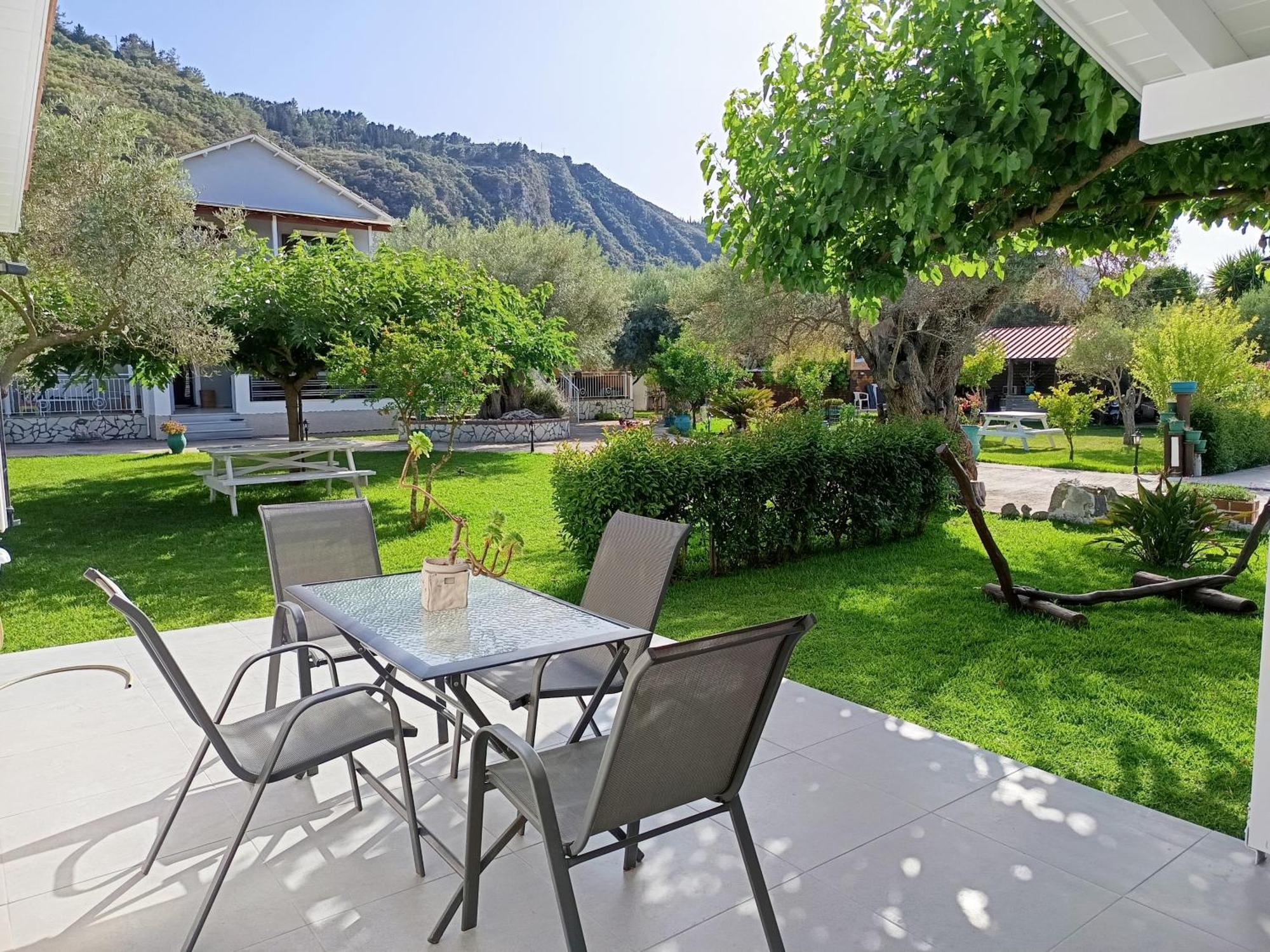 Drosostalia Apartments Lefkada City Luaran gambar